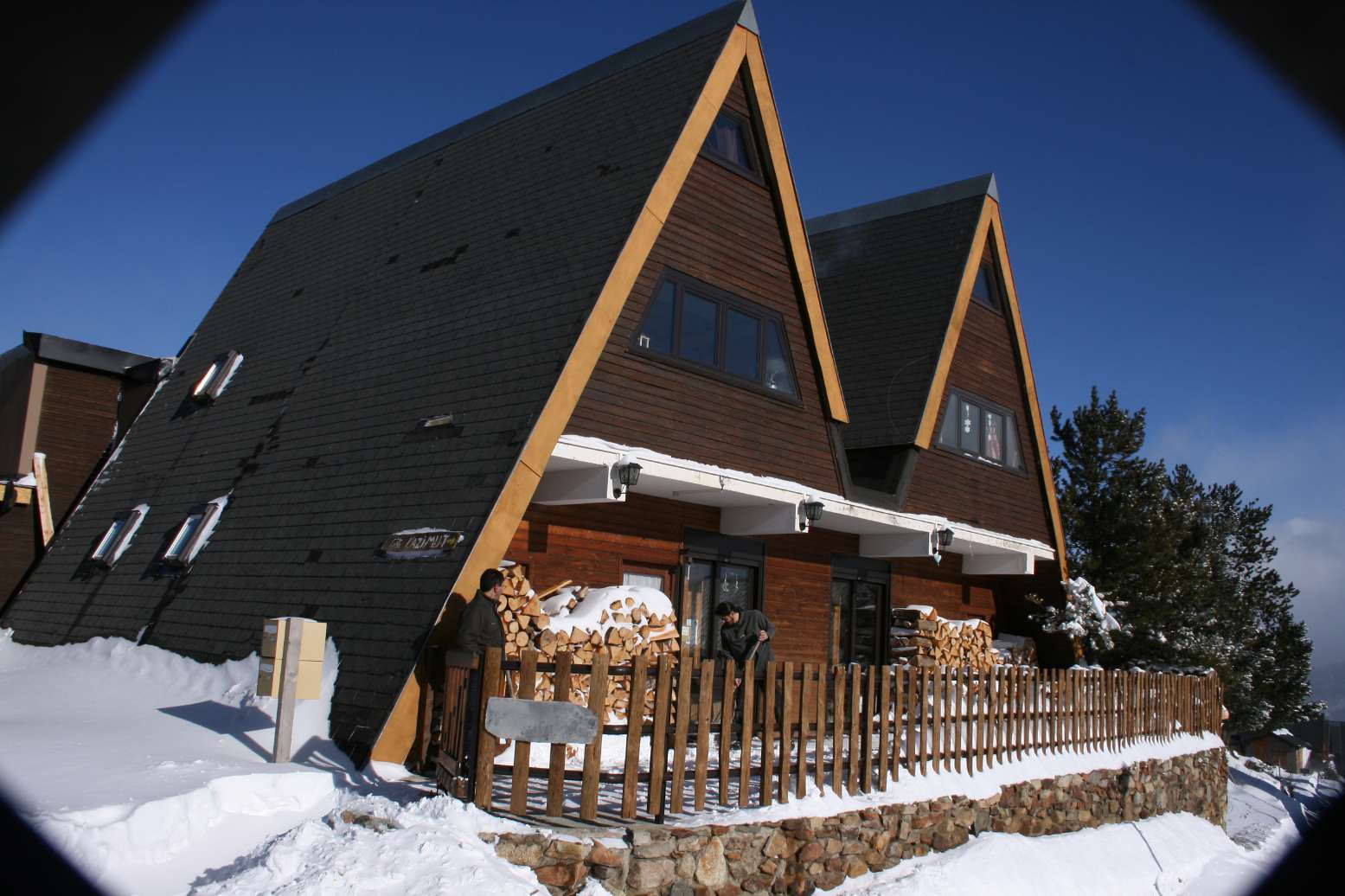 Monomitik 6  2013 Gîte  Azimut sous la peuf comme prévu Yiiiaaaaaaaahhh.jpg