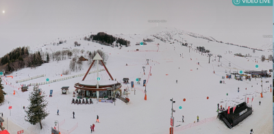 Lieu du Village Mondial en front de neige près de l'OT