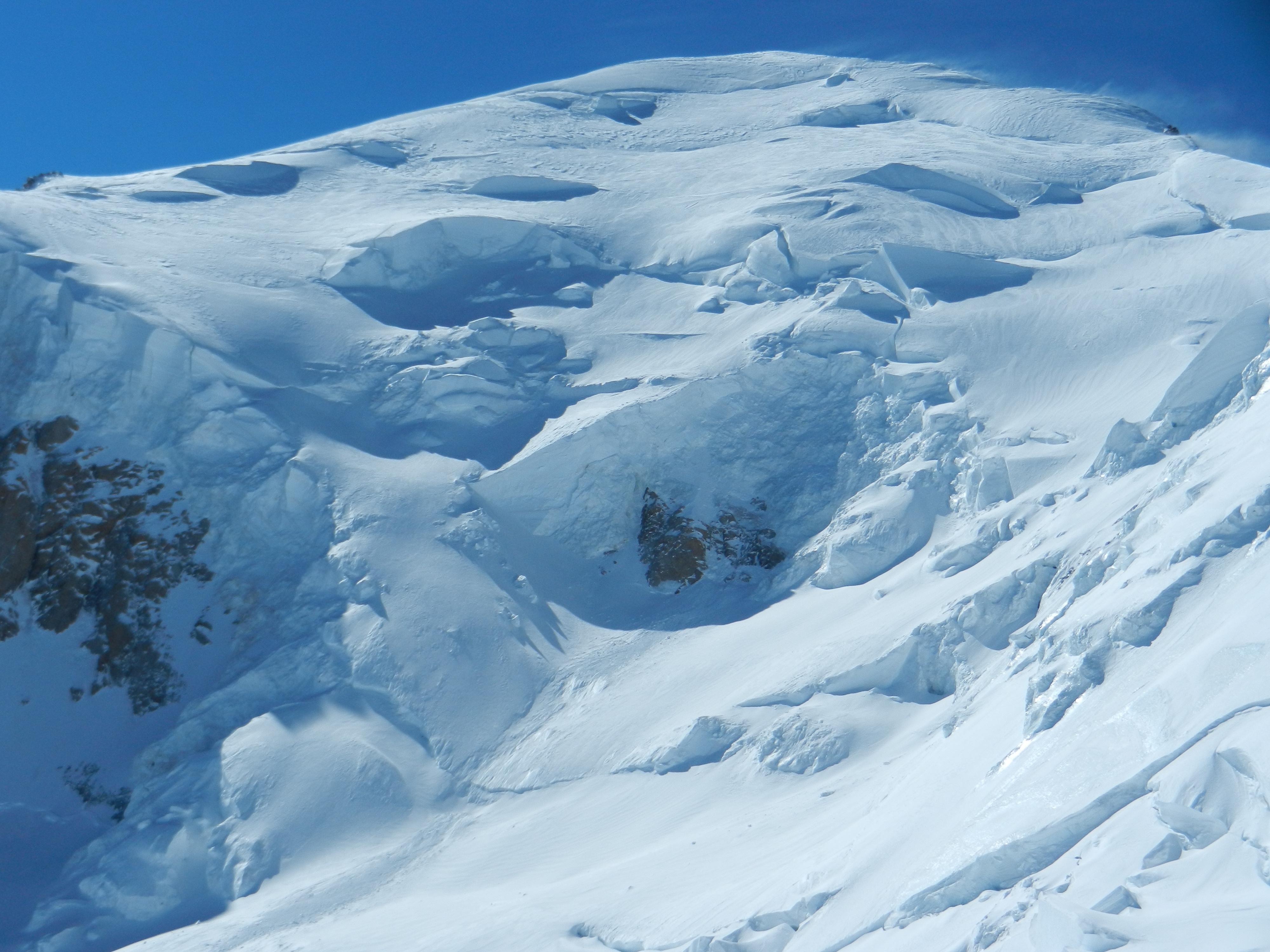 La face nord du Mont Blanc, je l'aurait jamais vu d'aussi près, mais le sommet... Ce sera pas pour aujourd'hui.